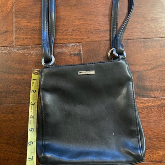 Nine west crossbody bag - Picture 2 of 4